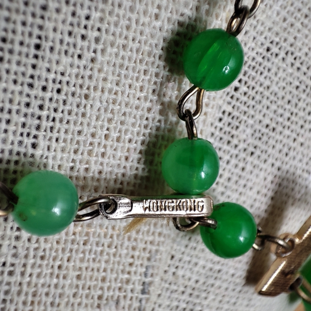 Kelly Green Hong Kong Plastic Bead Necklace Light Weight Vintage Jade Color - Picture 8 of 10